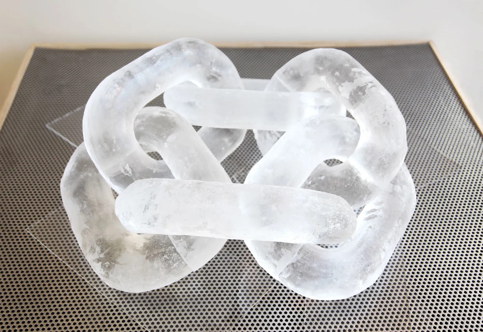 Hua Wang - A BRACELET